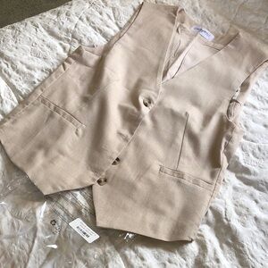 Carly Jean Los Angeles Tan Vest